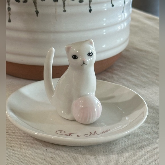 Ceramic Cat Kitty Jewelry Trinket Dish. Necklace & Ring. CAT’S MEOWS 🐈 - Picture 2 of 10